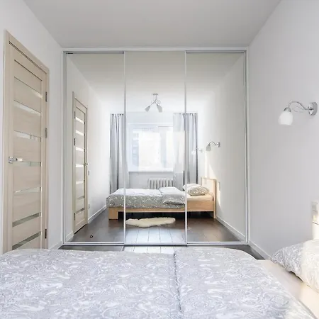 Modern Near The River Apartman